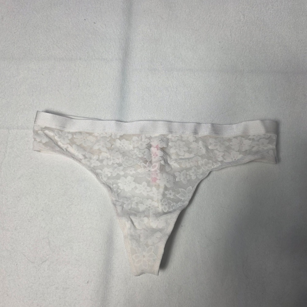 PINK Victoria's Secret Lace Floral Thong String Panty White Size L